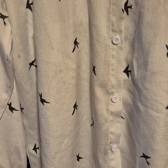 Bird Print White Button-Up Shirt - Picture 3 of 8